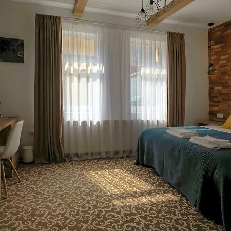 Residence Rooms Bucovina Кимпулунг-Молдовенеск Екстер'єр фото