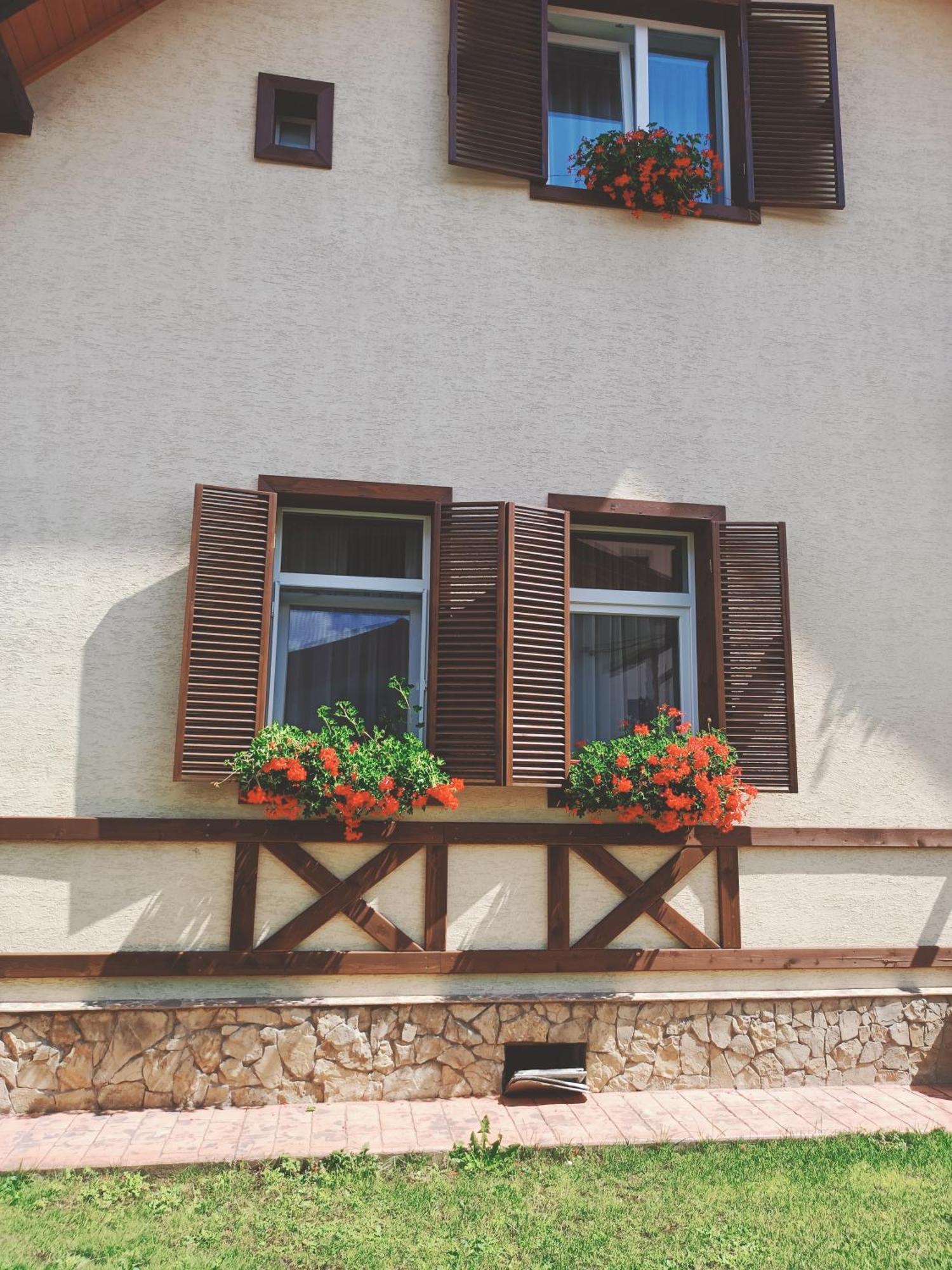 Residence Rooms Bucovina Кимпулунг-Молдовенеск Екстер'єр фото
